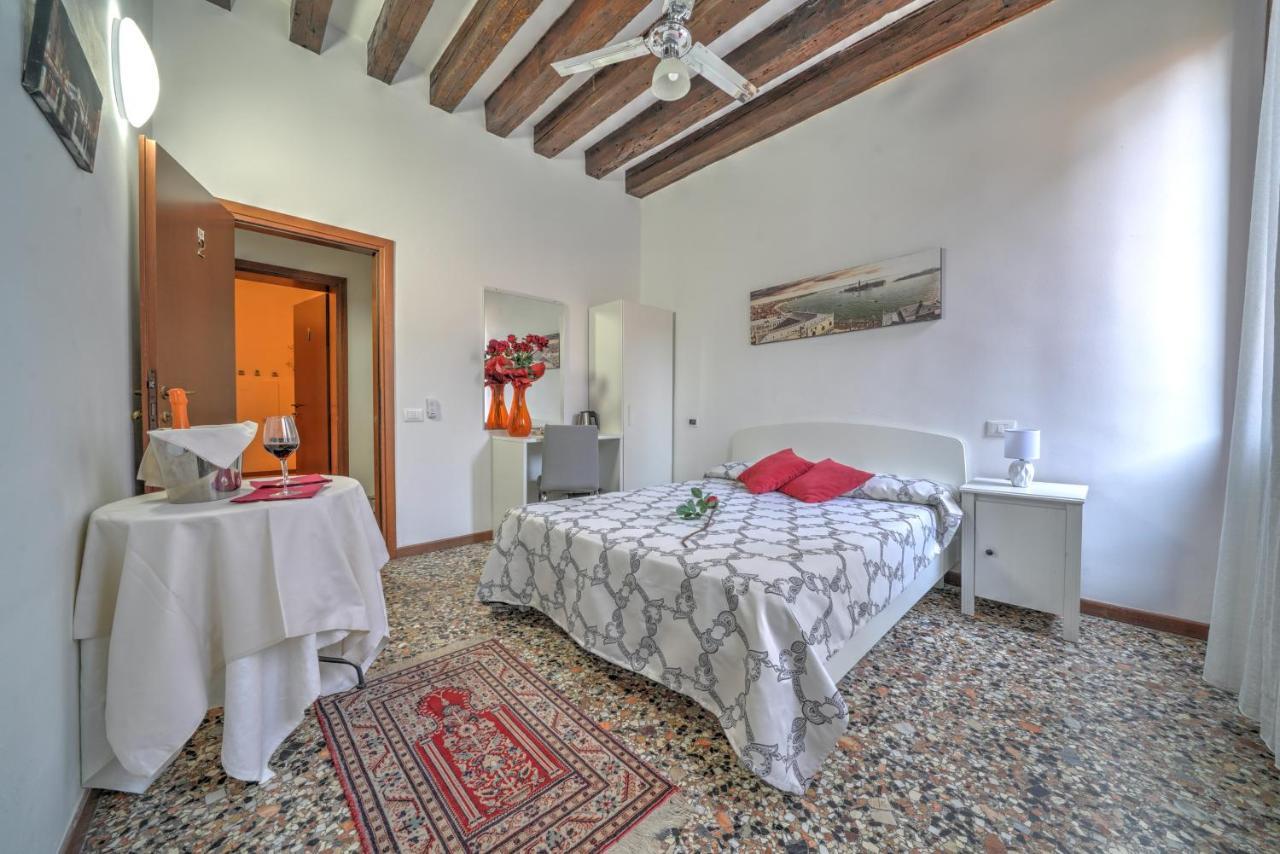 ホテル Residenza Briati ヴェネツィア エクステリア 写真